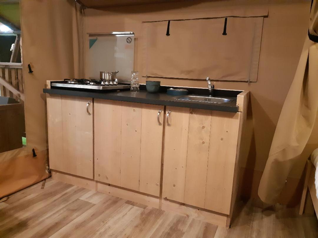 Tente Familiale Au Camping Hautoreille Bannes  Εξωτερικό φωτογραφία
